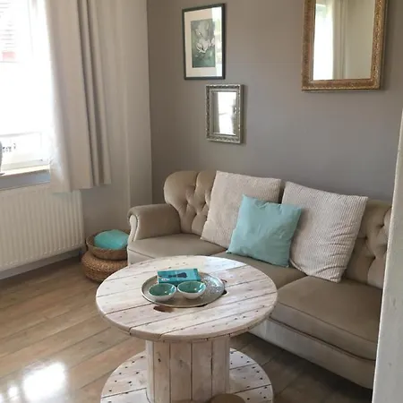 Luettes Huus * Emden