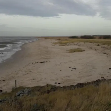 Luettes Huus Feriehus *