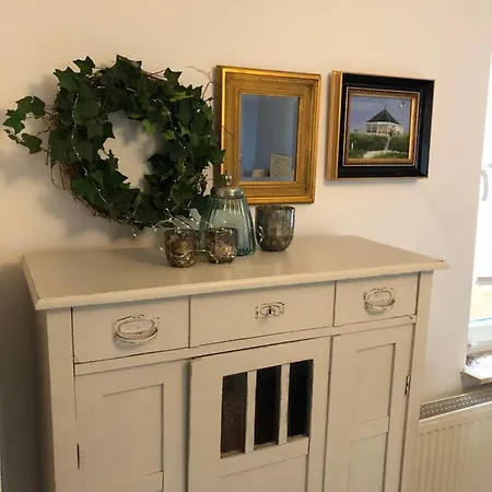 Feriehus Luettes Huus *