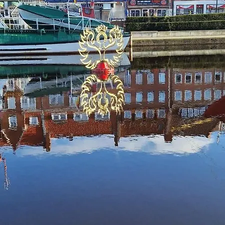 Luettes Huus Feriehus *